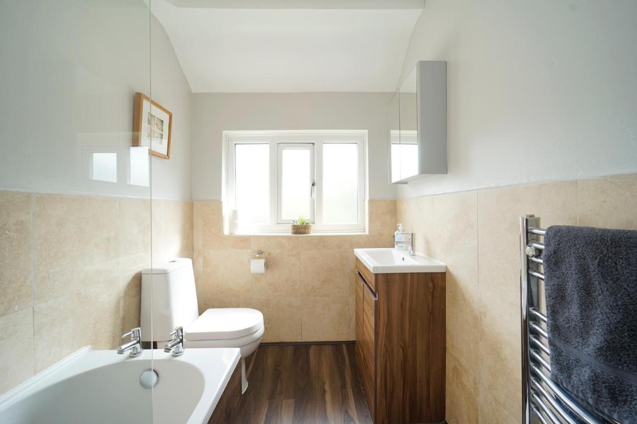 Stunning 5 Bed House In Chapel Allerton, Sleeps 9 Leeds  Ngoại thất bức ảnh